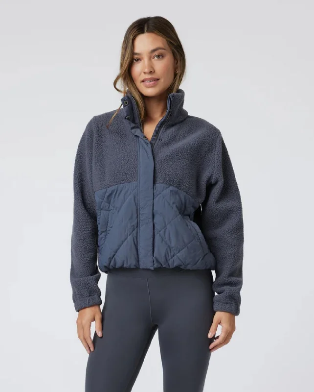 Must-Have Deals Vuori Highlands Sherpa Jacket
