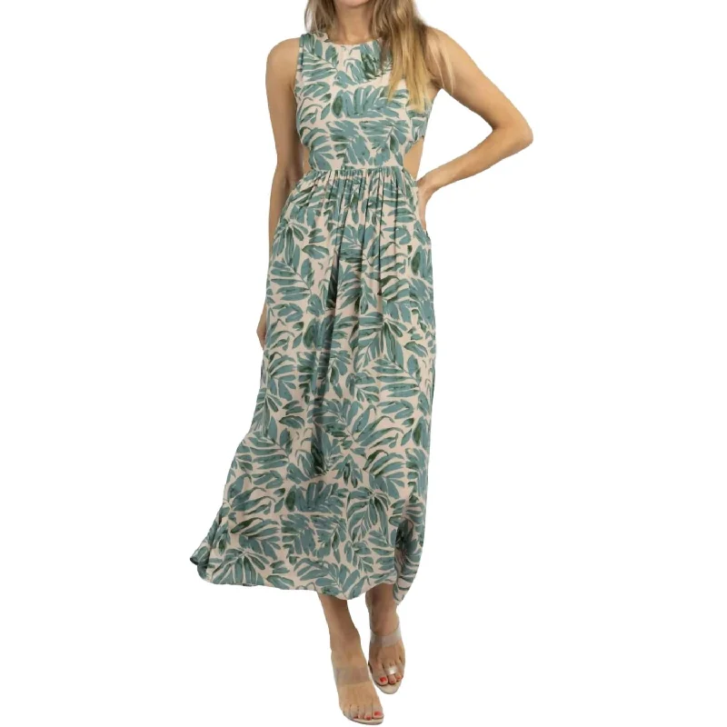 Act Fast Tropical Dress In Green